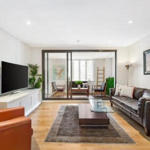 Surry Hills Modern Two Bedroom Apartment (13CRN) New South Wales